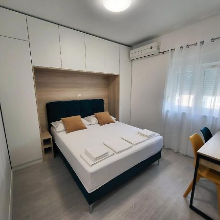 Spalato Room & Apartments Екстер'єр фото