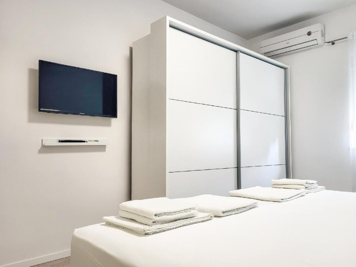 Spalato Room & Apartments Екстер'єр фото