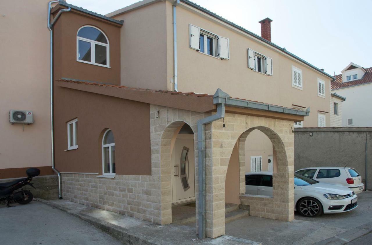 Spalato Room & Apartments Екстер'єр фото